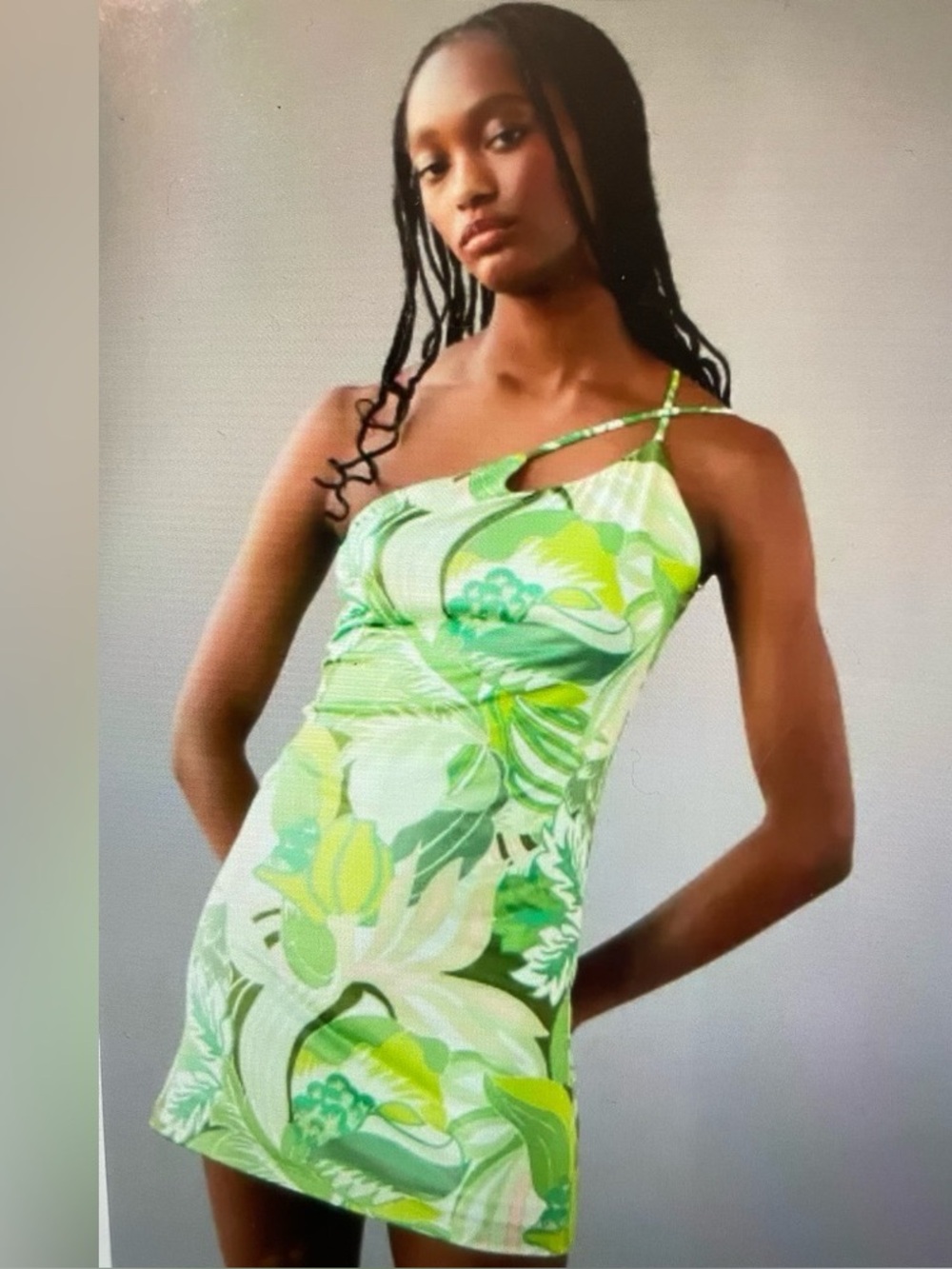NEW WITH TAGS Urban Outfitters asymmetrical green floral mini dress SIZE M